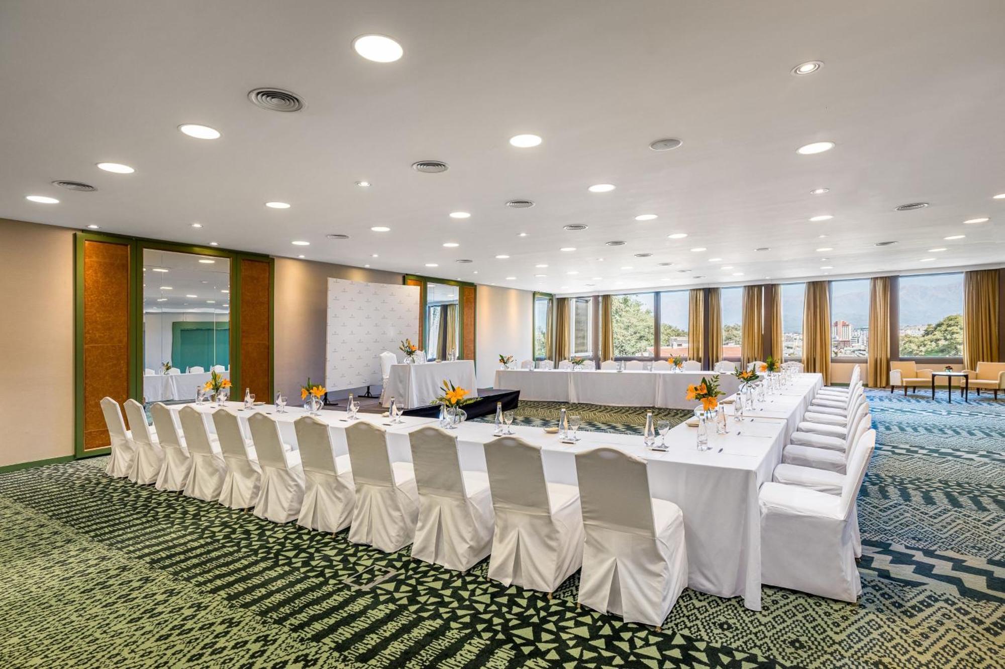 Sheraton Salta Hotel Luaran gambar