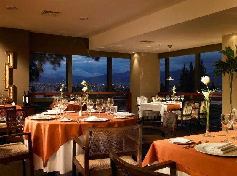 Sheraton Salta Hotel Restoran gambar